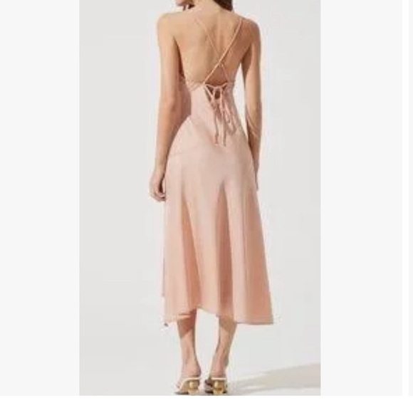 Astr The Label Cowl Slip Midi Dress in Blush - Picture 3 of 11